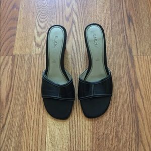 Fioni Black Heels